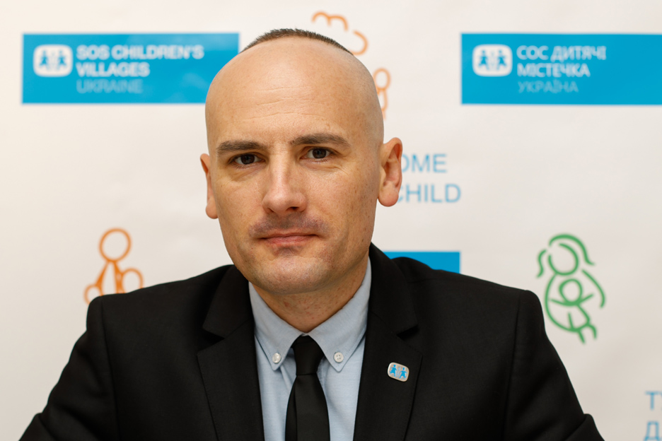 Nationalerdirektor der SOS-Kinderdörfer Ukraine Serhii Lukashov
