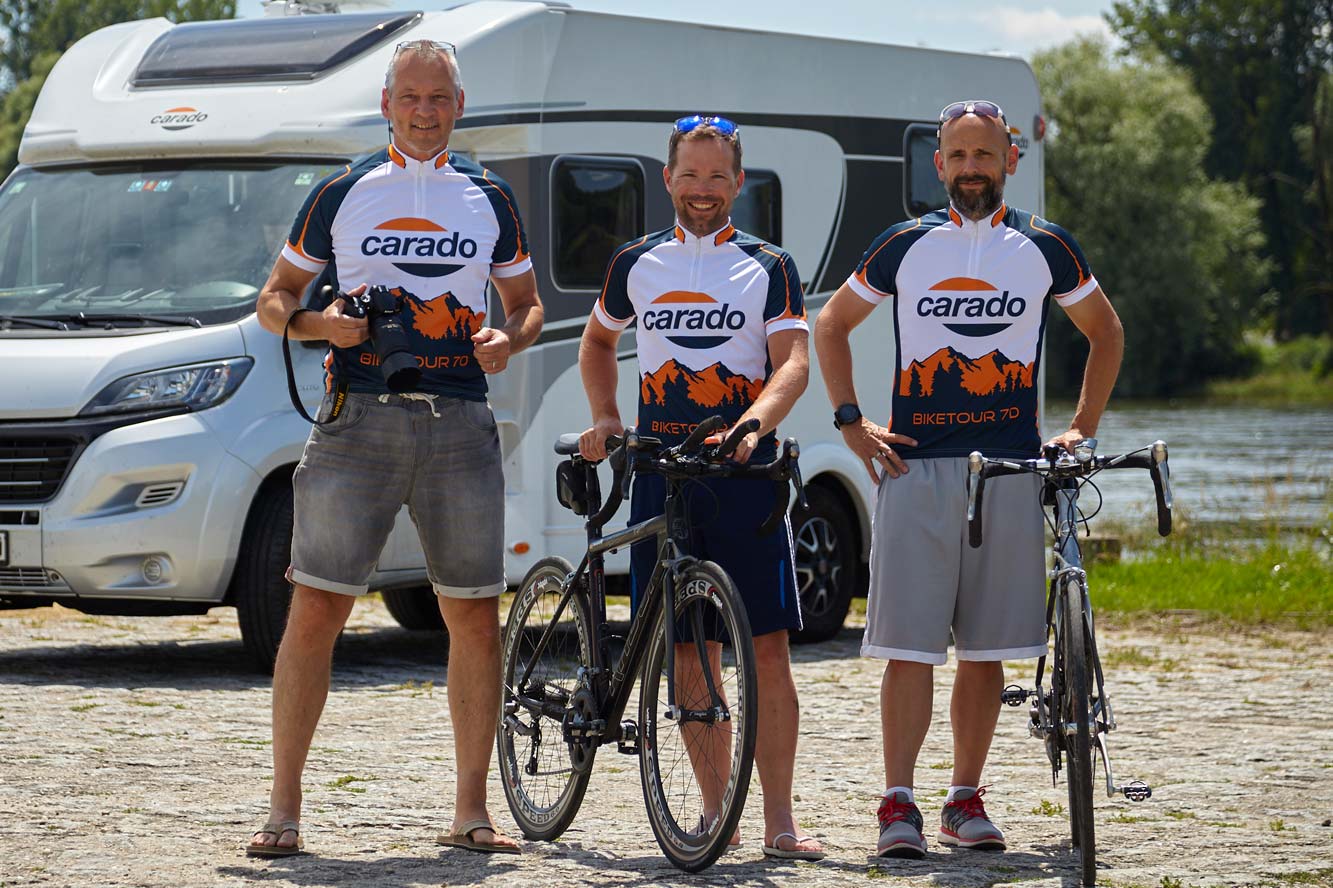 Dirk Leonhardt und seine Begleiter auf Tour. Foto: Jo Becker