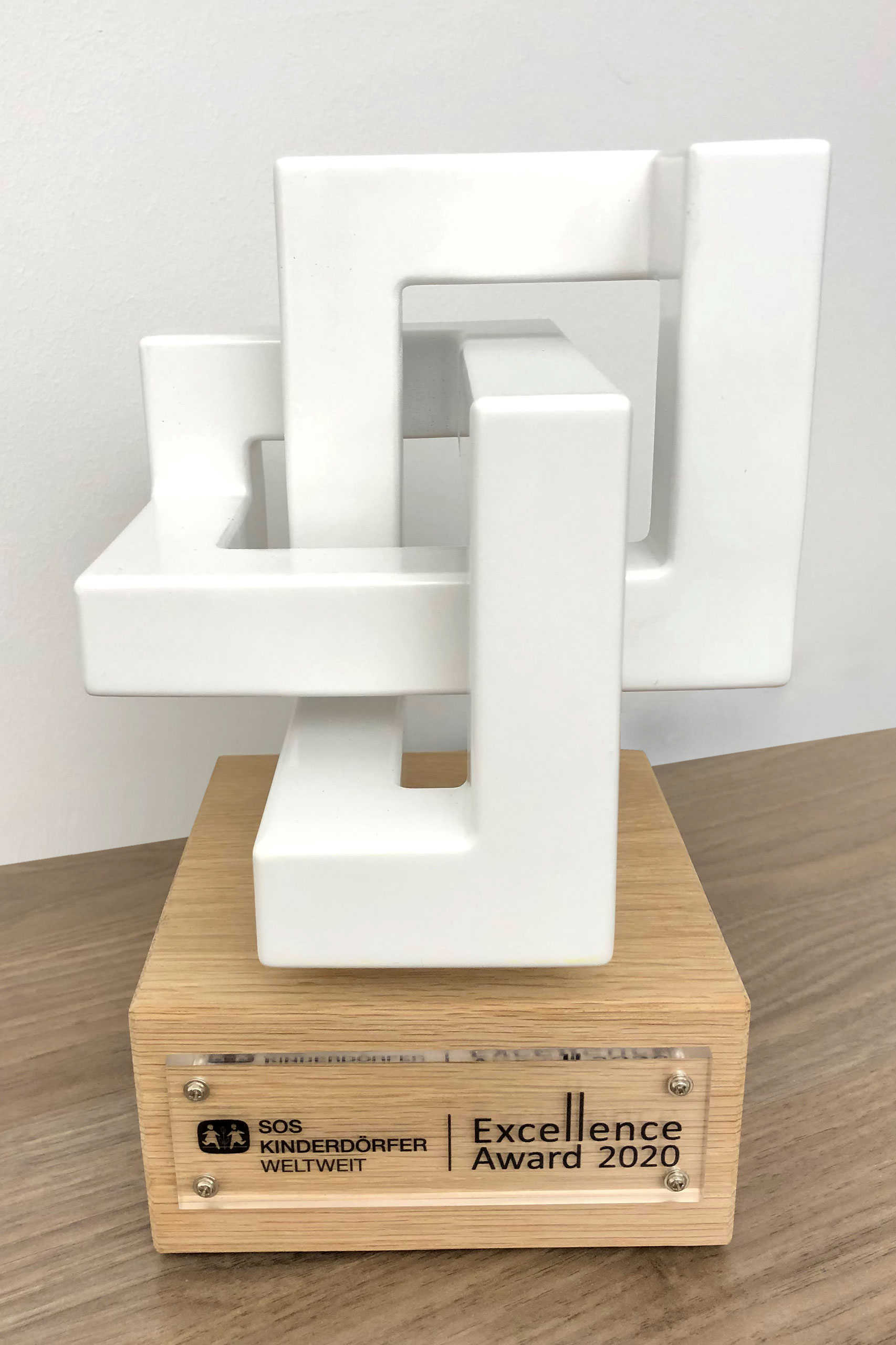 SOS Excellence Award