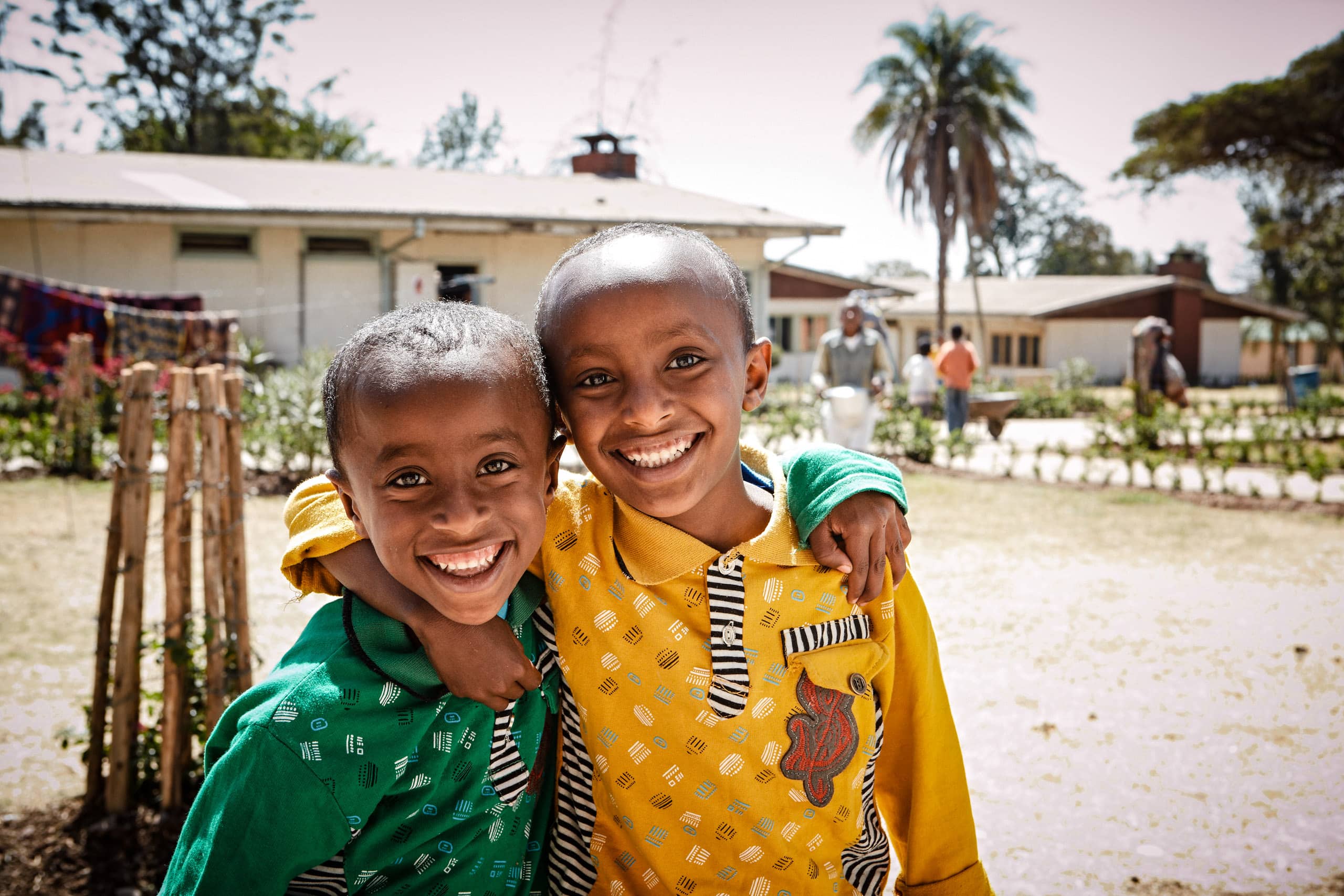 Geschwister schenken einander ein Leben lang stabile Beziehungen. SOS-Kinder in Äthiopien - Foto: Michela Morosini