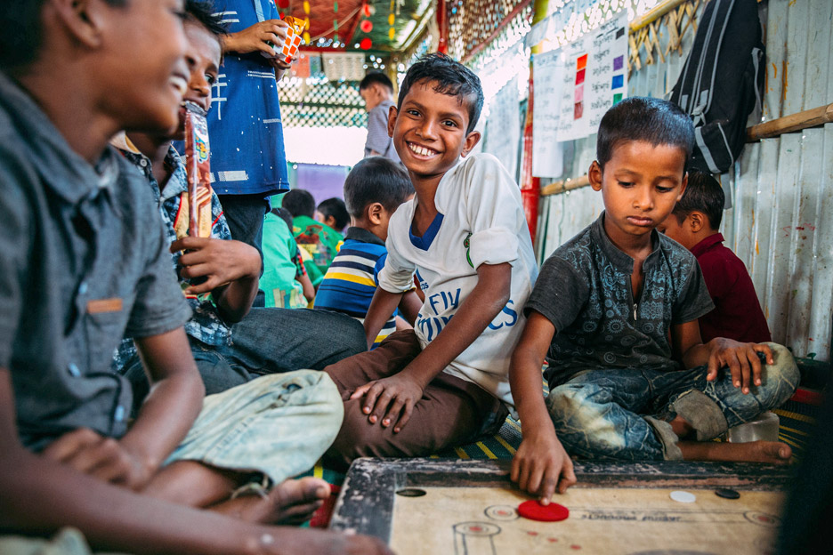 Rohingya-Kinder spielen im Flüchtlingslager in Bangladesch. Foto: Alea Horst