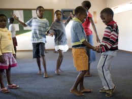 SOS-Kinder in der Tanzstunde