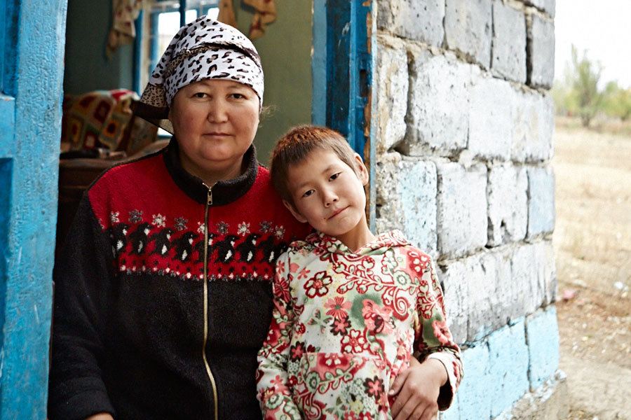 Familie in Kirgistan. Foto: Michaela Morosini