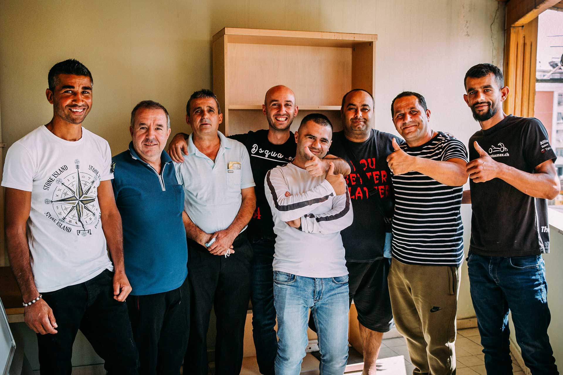 Die Männer des Väterclubs in Tirana