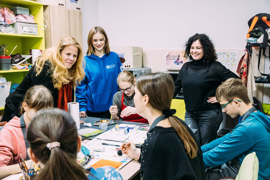 Lanna Idriss mit Kindern