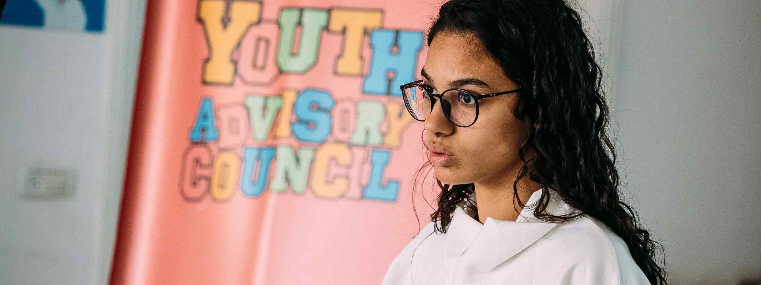 Bild: Maya, Leiterin des Jugendrat im SOS-Kinderdorf Bethlehem - Foto: Alea Horst