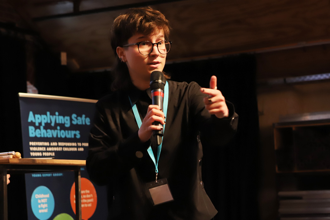 Jugendliche beim Event von "Applying Safe Behaviours"