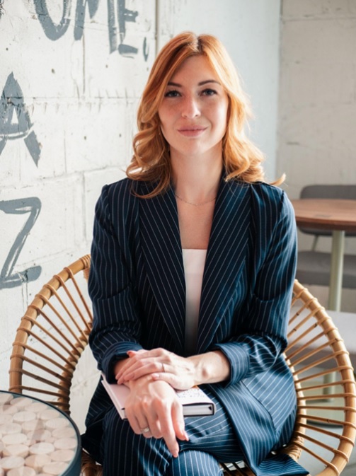 Viktoriia Prykhodko ist Psychologin und arbeitet für den psychosozialen Beratungsdienst krisenchat