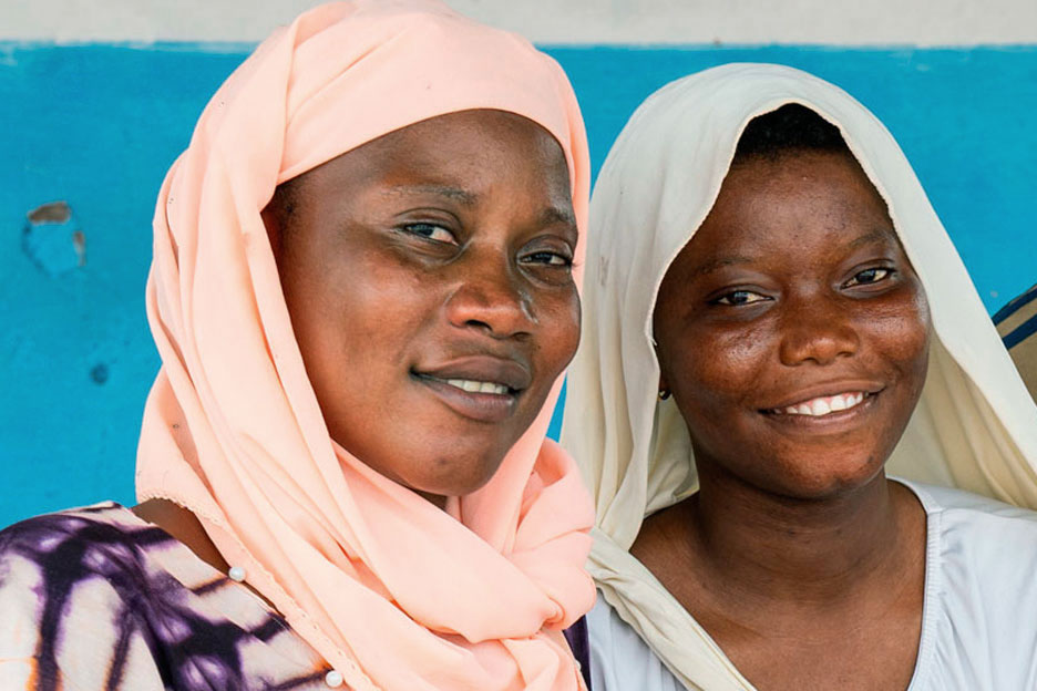 Mariama und ihre Schwester