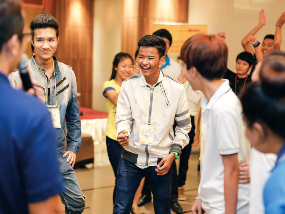 Bei dem Projekt "Go Teach" in Zusammenarbeit mit Deutsche Post DHL in Thailand erweitern Jugendliche mit viel Spaß ihre Kompetenzen.