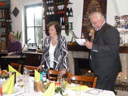 Ingrid und Klaus Schlumm unterstützen die SOS-Kinderdörfer