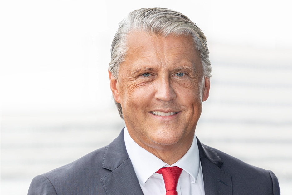 Dr. Gregor Broschinski