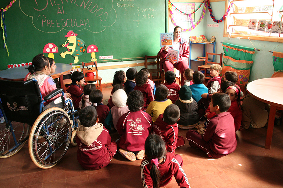 Stipendiatin der SOS-Kinderdörfer in Sri Lanka