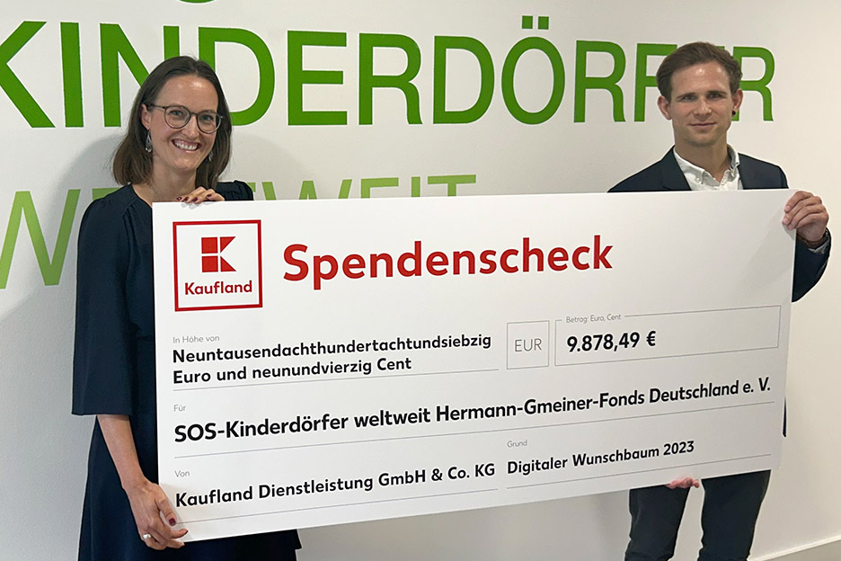 Scheckübergabe von Kaufland an SOS-Kinderdörfer