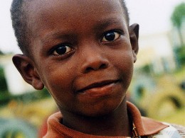 Junge im SOS-Kinderdorf Tema, Ghana