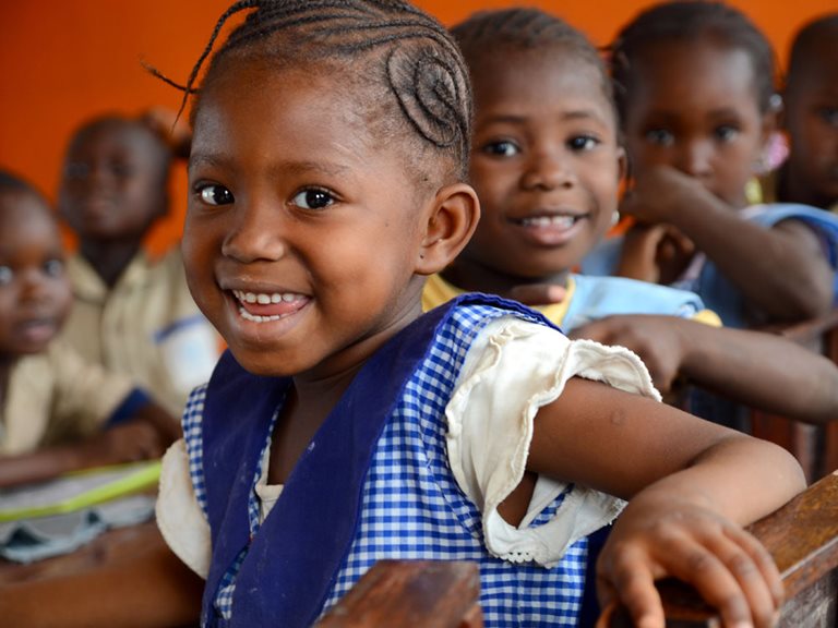 Mädchen in SOS-Kindergarten in Guinea