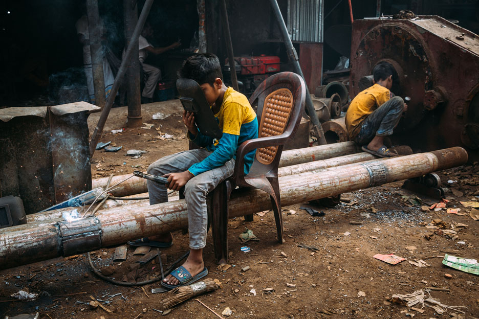 Kinderarbeit: Junge in Bangladeschs Hauptstadt Dhaka - Foto: Alea Horst