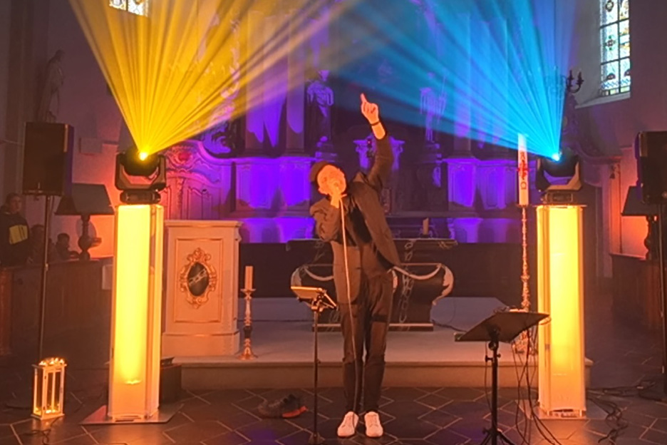 Konzertauftritt von Tobias Levenig - "Du bist ein Wunder"