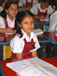 Mädchen in der SOS-Schule Dhaka