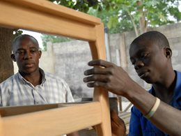 Schreinerausbildung am SOS-Berufszentrum in Tema, Ghana
