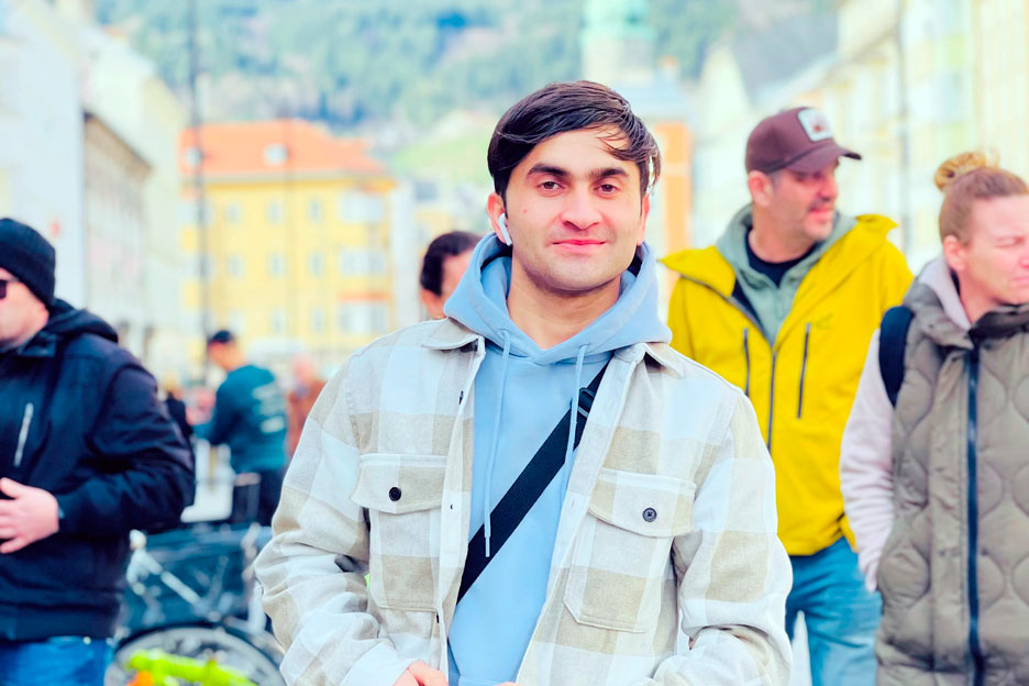 Junger Mann aus Afghanistan in Östrreich